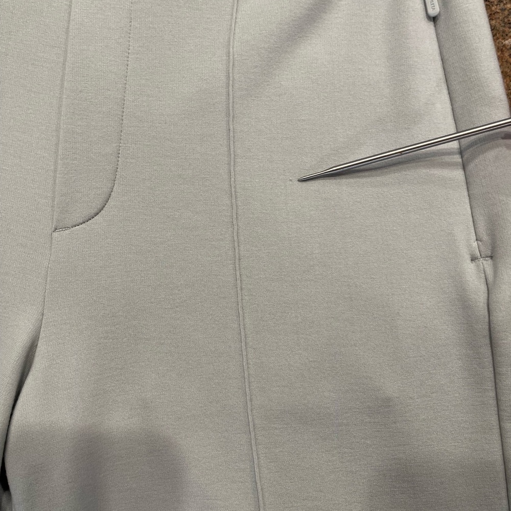 Athleta Light Sage Green Eastbound Wide Leg pants Women's Size 8 - Picture 9 of 14